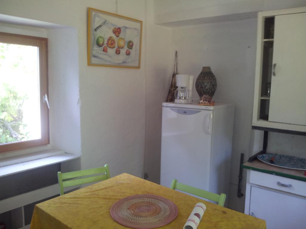 La Pyrene Maison De Vacances Ore  Phòng bức ảnh